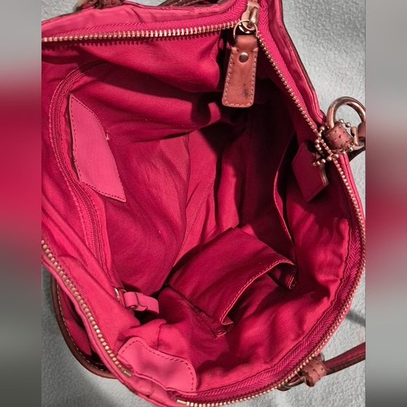 Coach Pink and Brown Shoulder Bag with Signature Design - Picture 6 of 10